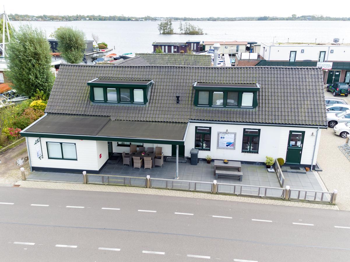 Visserslust - Woonboten & Appartementen วิงเคอวีน ภายนอก รูปภาพ